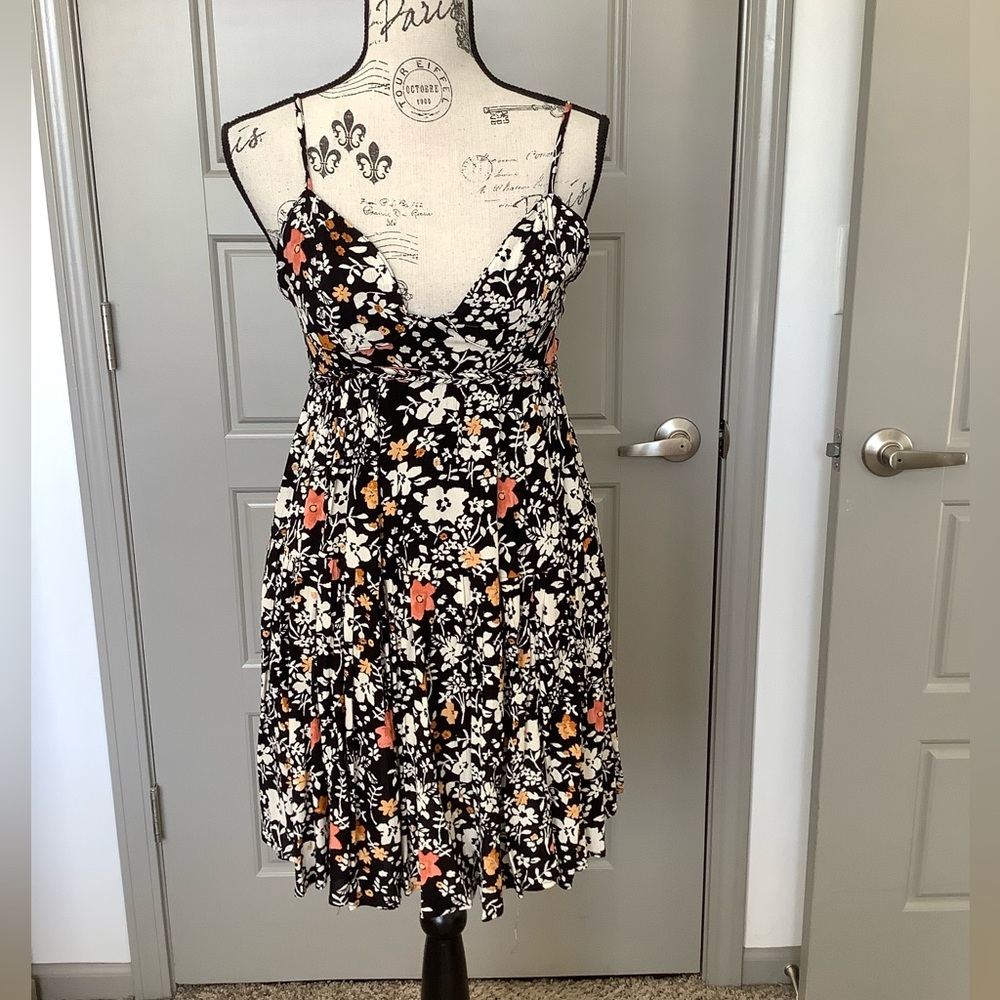 🌴 Free People Floral Summer Mini Dress 🌴